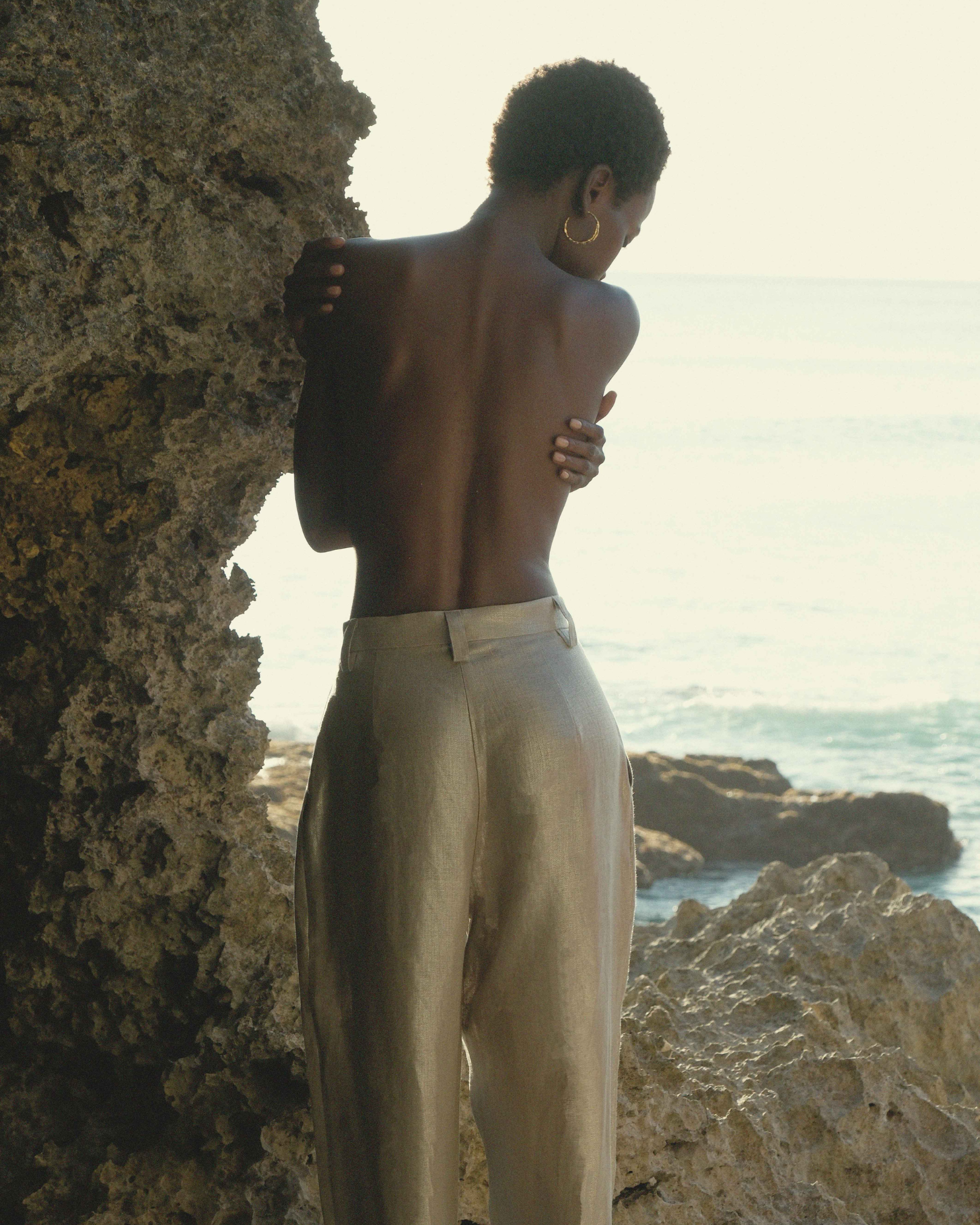 High-Waisted Pleated Trouser Pant in Champagne Shimmer Twill Linen